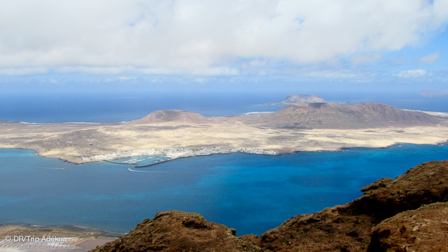 vue sur l'île de la Graciosa un paradis pour la plongée sous-marine