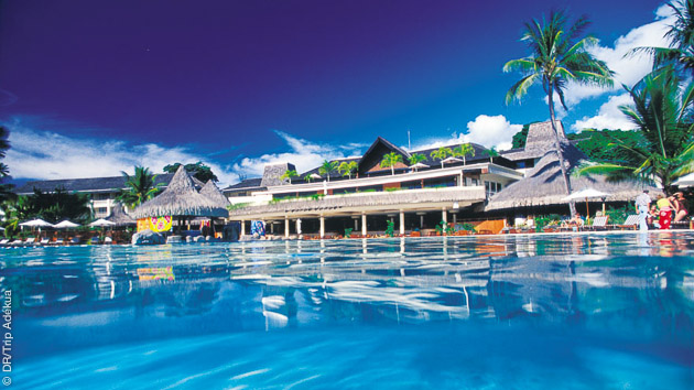 Un circuit entre plongées et détente dans vos hébergement luxe et bungalow sur la plage à Tahiti