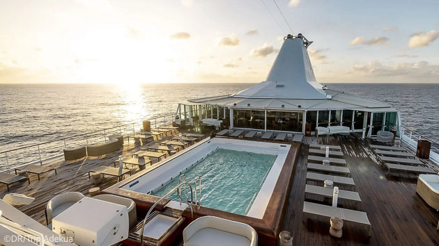 Votre bateau de luxe pour une croisière en Polynésie